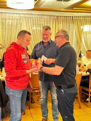 2025-12-13 Weihnachtsfeier-Fussball-04